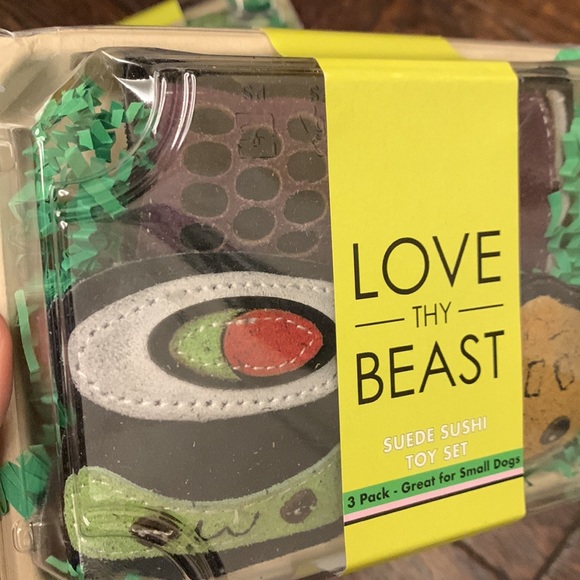 LoveThyBeast 3-Piece Sushi Suede Squeaker Toy Set in Multi at Nordstrom 🤩 C5 - Picture 10 of 11